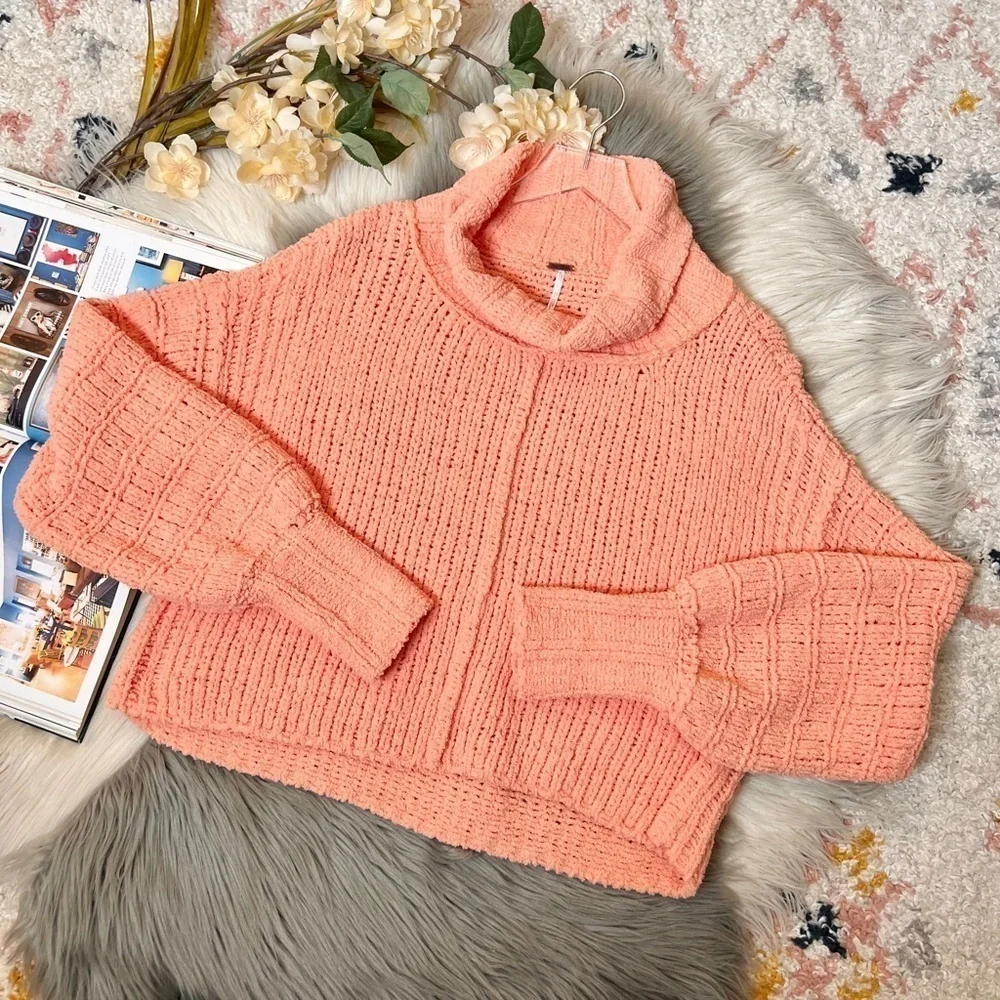 Free People Peach Be Yours Cozy Cowl Neck Women’s Balloon Sleeve Sweater Sz XS